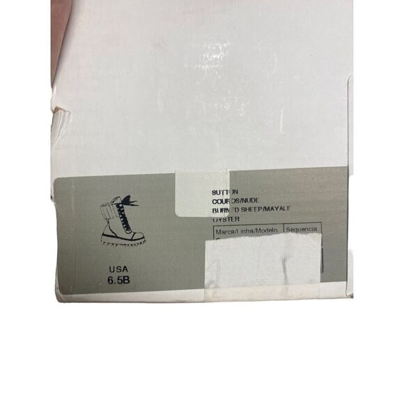 Schutz Wooman’s Sutton Bootie in Oyster Size 6.5 New with Defect - Picture 7 of 7